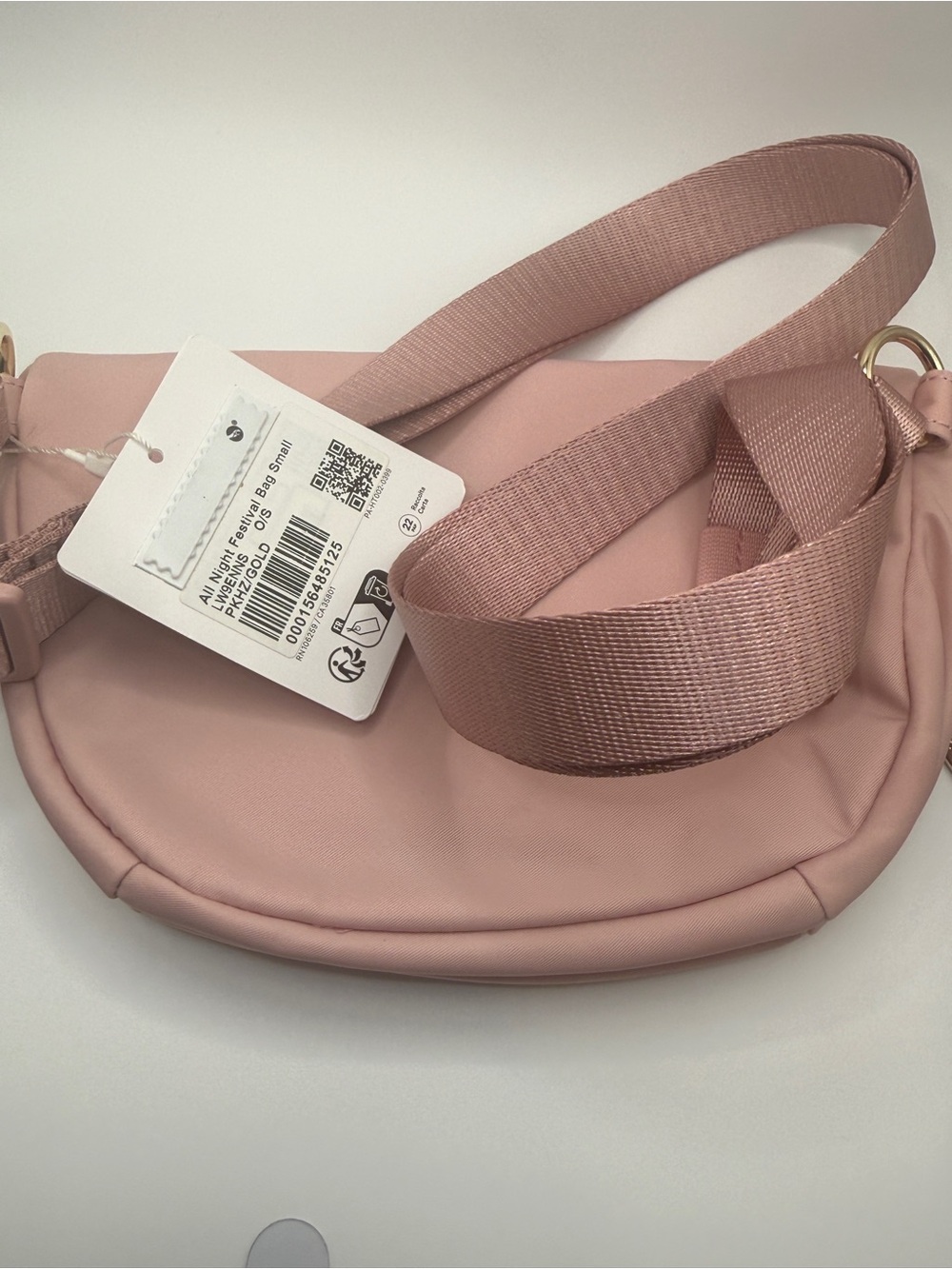 NWT Lululemon All Night Festival Bag Small 2L — Pink Haze / Gold Hardware - Picture 2 of 2